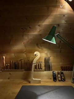 Schnecke-auf-Werkbank-Farbe Schnecke auf Werkbank Farbe